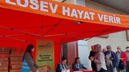 LÖSEV’den Mutlu Et Paketleriyle Yıl Boyu Destek