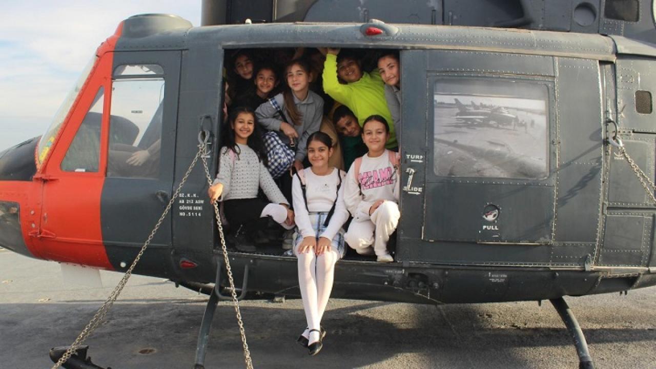 Öğrenciler İngilizceyi Müzede Pekiştirdi