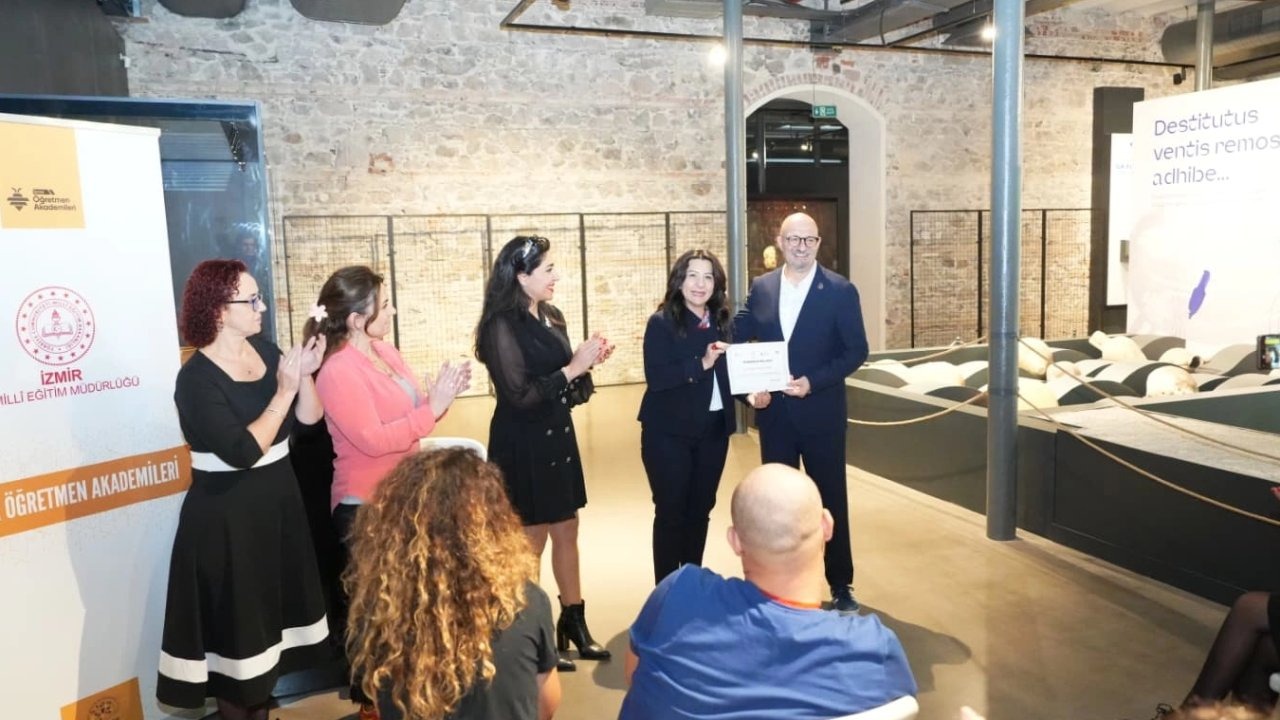 Öğretmen Akademileri Müze Ortamında Eğitimle Devam Ediyor