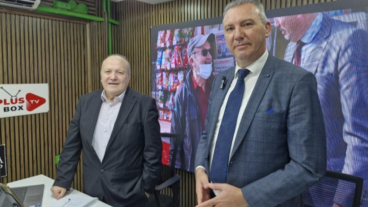 Özün“Ben Değil, Biz” Diyerek Yönetime Talip