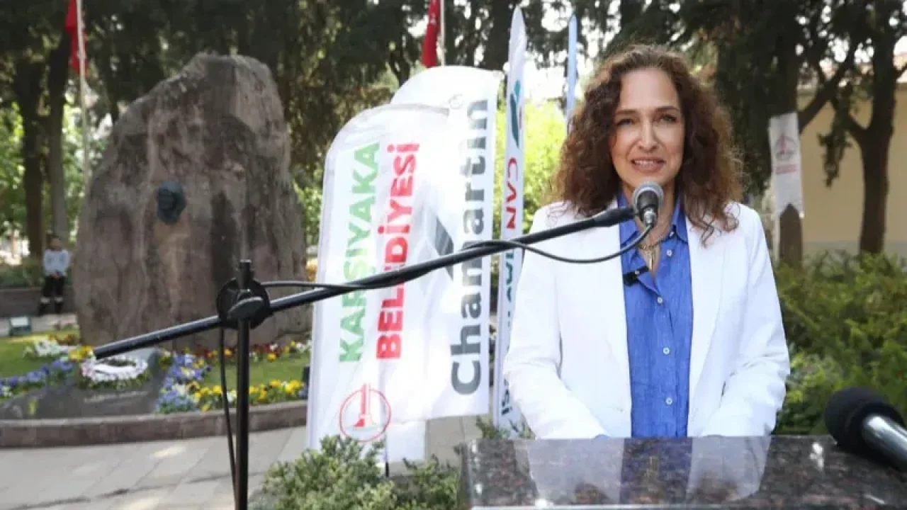 Yıldız Hanım! Bu Para Kimin Parası?