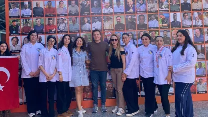 İzmirli Genç Şeflerden GASTROANTALYA’da Madalya Yağmuru