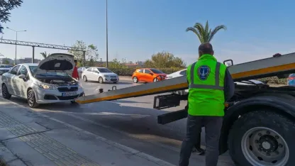 İzmir’de ücretsiz çekiciyle trafiğe hızlı müdahale