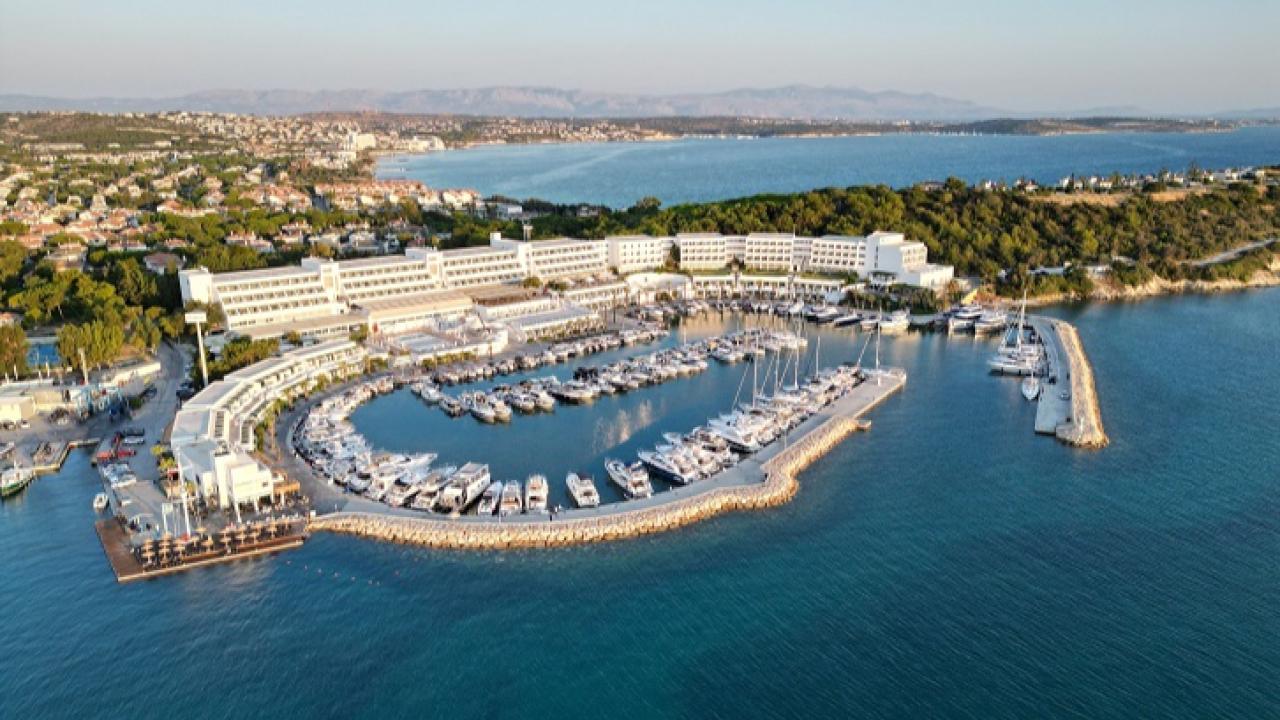 Altın Yunus Çeşme 2026’yı Burcu Güneş Konseriyle Karşılayacak