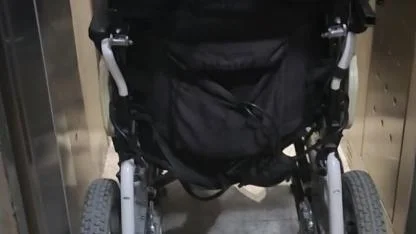 Asansör Yönetmeliği Engellileri Eve Hapsetti