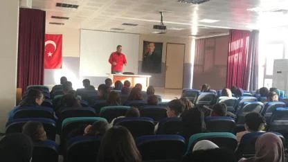 BAĞIMLILIKLA MÜCADELEDE SPORUN ÖNEMİ SEMİNERLERİNE YOĞUN İLGİ