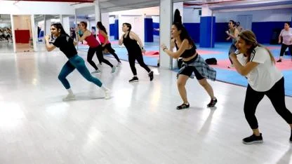 Bayraklı’da Kadınlara Ücretsiz Tae-Bo Kursu