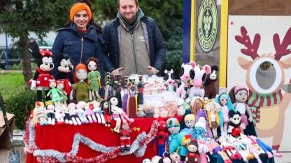Buca’da yeni yıl pazarı yoğun ilgi gördü