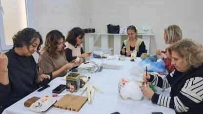 Çiğli’de kadınlar kitre bebek sanatını yaşatıyor