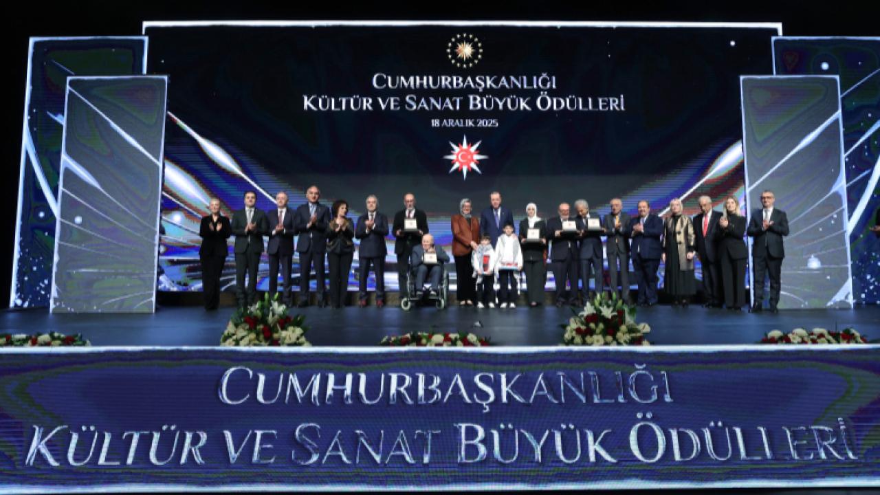 Erdoğan: Kültürümüzü Evrensel Bir Dille Yeniden İnşa Etmeliyiz