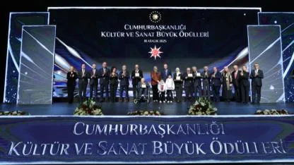 Erdoğan: Kültürümüzü Evrensel Bir Dille Yeniden İnşa Etmeliyiz