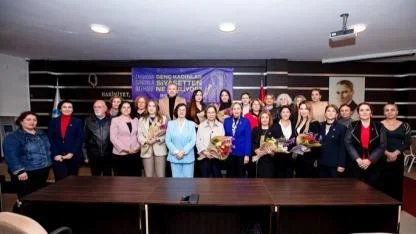 Genç Kadınlar Narlıdere’den Seslendi