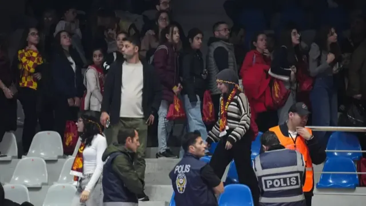 Göztepe–Beşiktaş maçında tribün boşaltıldı