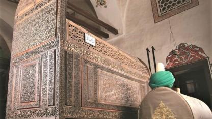 HADİ GELİN HZ PİR MEVLANA CELALEDDİN RUMİ TÜRBESİNİ ZİYARET EDELİM