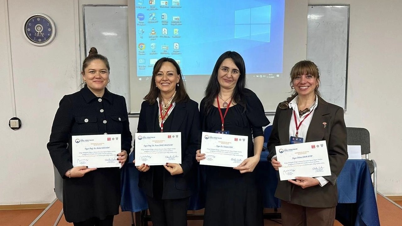 Karabağlar’ın katılımcı yönetimi sempozyumda örnek oldu