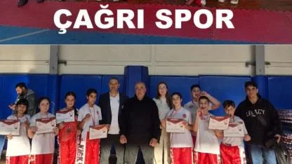 KICK BOKS MİLLÎ EĞİTİM MİNİKLER – YILDIZLAR TÜRKİYE ŞAMPİYONASI SEÇMELERİNDE ÇAĞRI SPOR RÜZGÂRI: 16 MADALYA