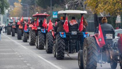 Kooperatifler Günü İzmir’de traktör kortejiyle kutlandı