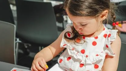 Minik Ressamlar Hayallerini Tuvale Taşıyor