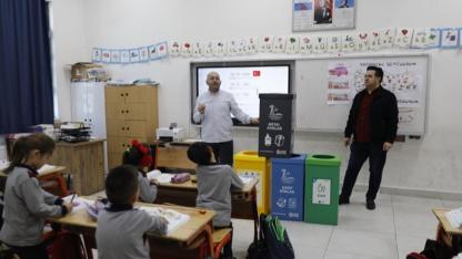 Seferihisar’da öğrencilere sıfır atık bilinci
