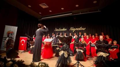 Seferihisar’da şiir ve müzikle duygu dolu gece