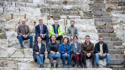 Smyrna Tiyatrosu yeniden gün yüzüne çıkıyor