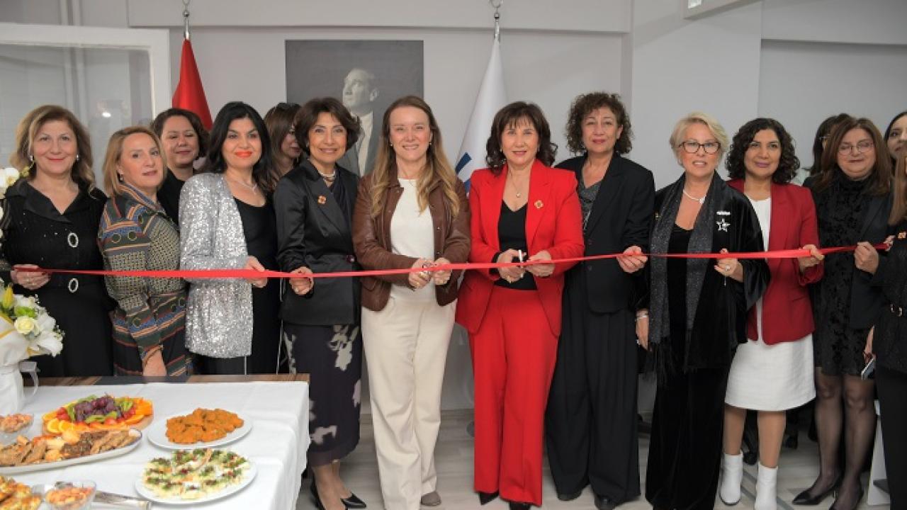 USKD yeni hizmet binasını açtı