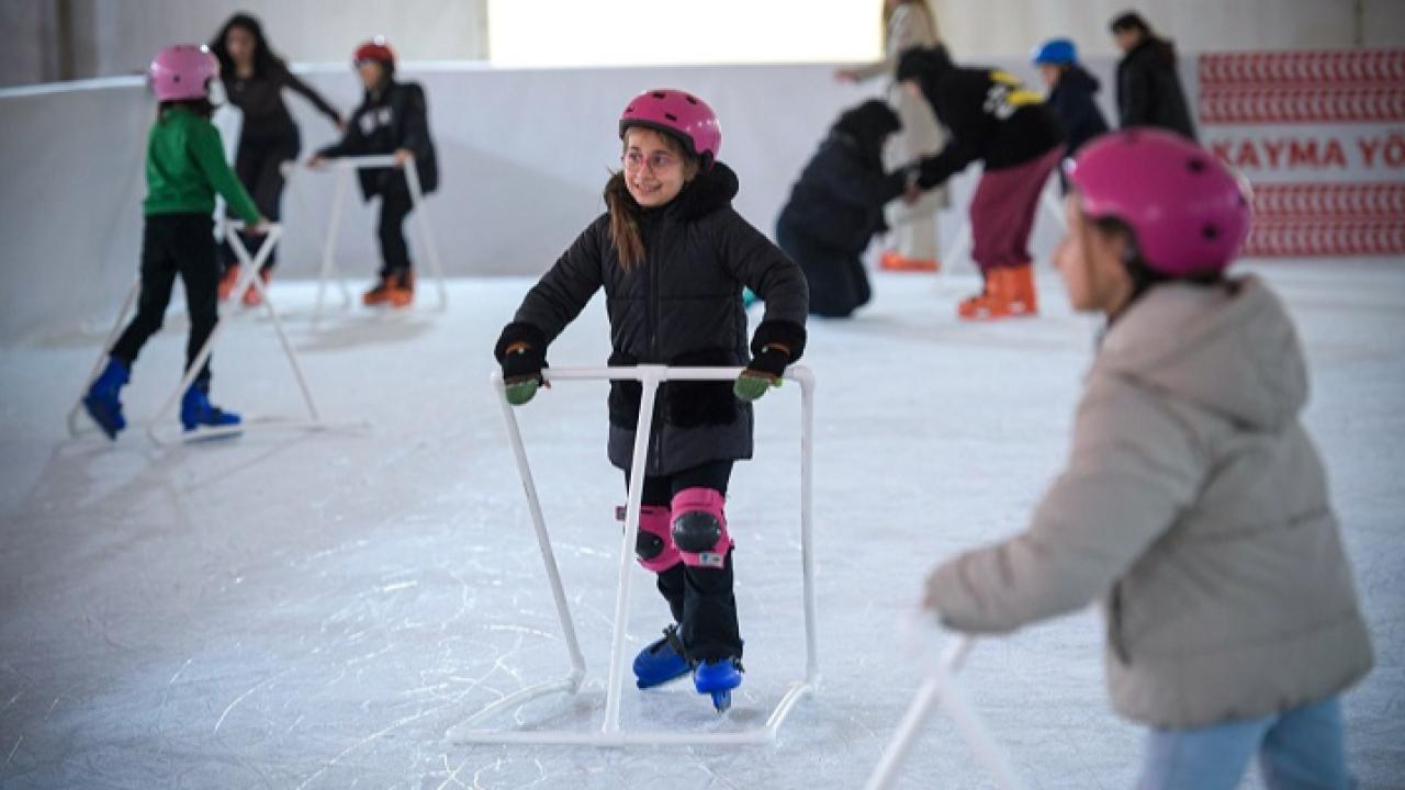 Yeni yıl heyecanı buz pistlerine taşındı