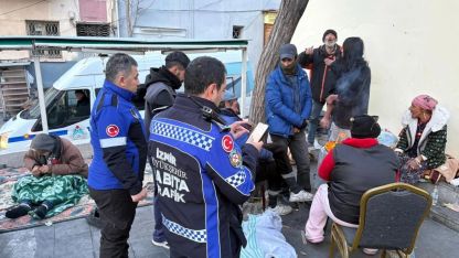 Soğuk Günlerde Sokakta Kimse Yalnız Değil