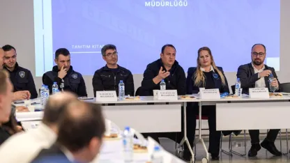 İzmir’de Esnaf İçin Ortak Çözüm Masası Kuruluyor