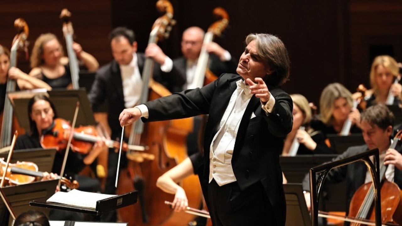 AASSM’de Müzik Ziyafeti: Marin ve Jussen Kardeşler Büyüledi