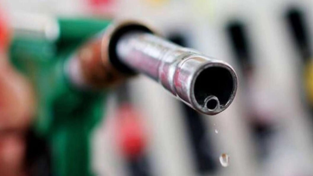 Akaryakıta Yeni Yıl Zammı