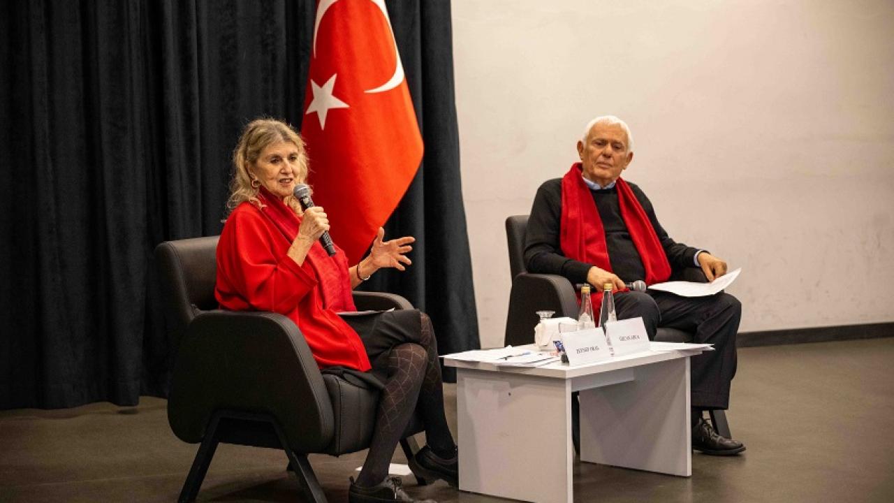 Bornova’da Nazım Hikmet Anmasına Yoğun İlgi