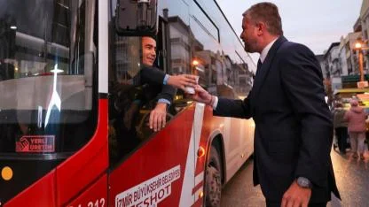 Buca Belediyesi’nden Sıcak Çorbayla Günaydın