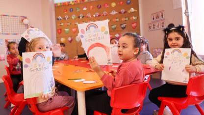 Buca’da minikler meslekleri keşfediyor