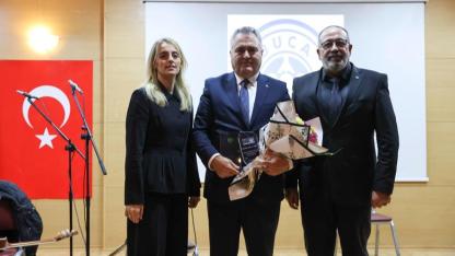 Buca’da Uğur Mumcu’ya Saygı ve Özlem