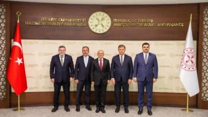 Çankırı’dan Tugay’a: “Engellemiyoruz, Yönetemiyorsunuz!”