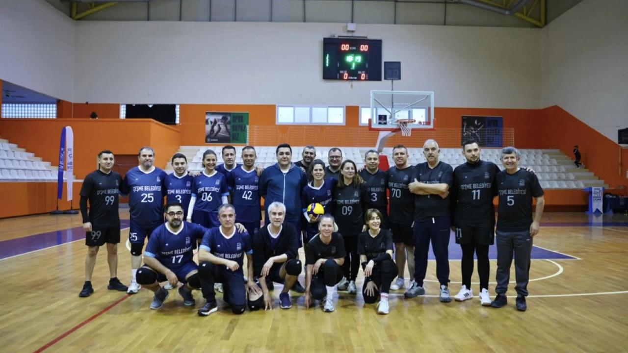 Çeşme Belediyesi’nde Voleybol Coşkusu