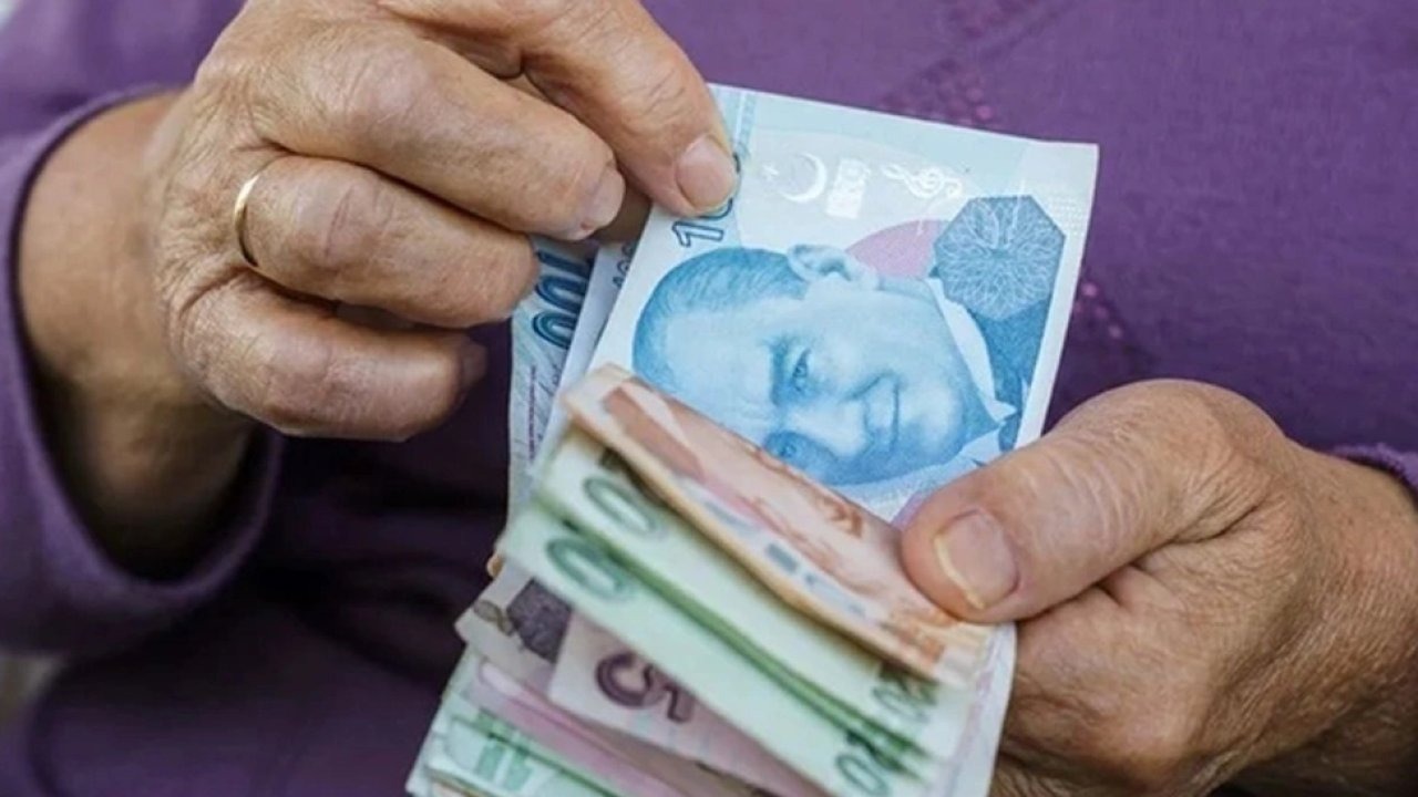 Emekli Sandığı Ödemeleri Hesaplara Yatıyor