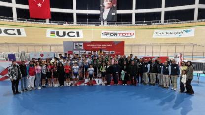 Genç Bisikletçiler Konya’da Geleceğe Pedal Bastı