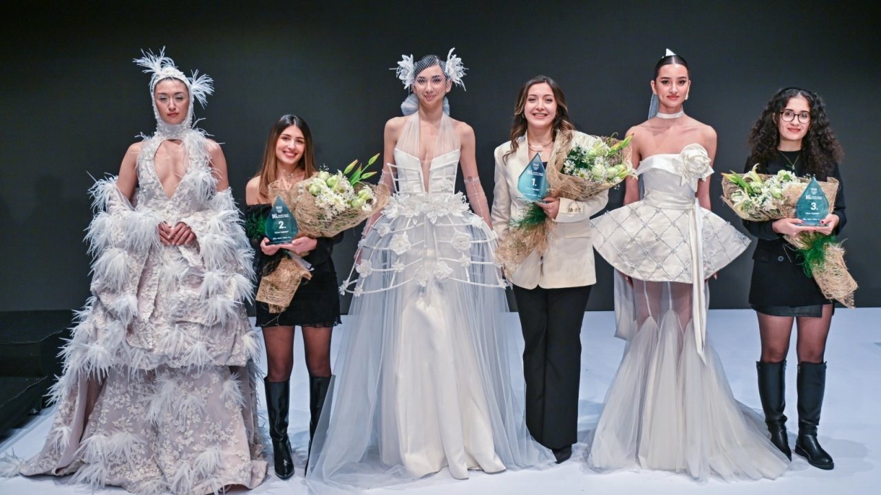 Genç Tasarımcılar Podyumda Dengeyi Yakaladı