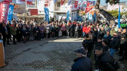 Güzelbahçe’de mahalle bakkalı yeniden hayat buldu