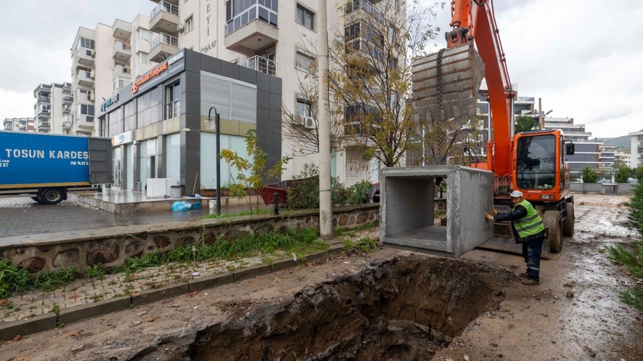 Karşıyaka ve Çiğli’ye 410 milyonluk altyapı hamlesi