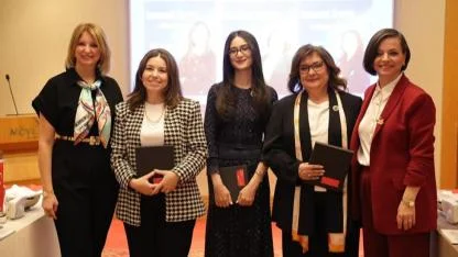 Kınay: Değişimin Gücü Kadınlardan Yükseliyor