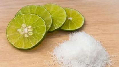 Limon Tuzu: Masum Bir Ekşilik mi, Bilinmesi Gereken Bir Kimya mı?