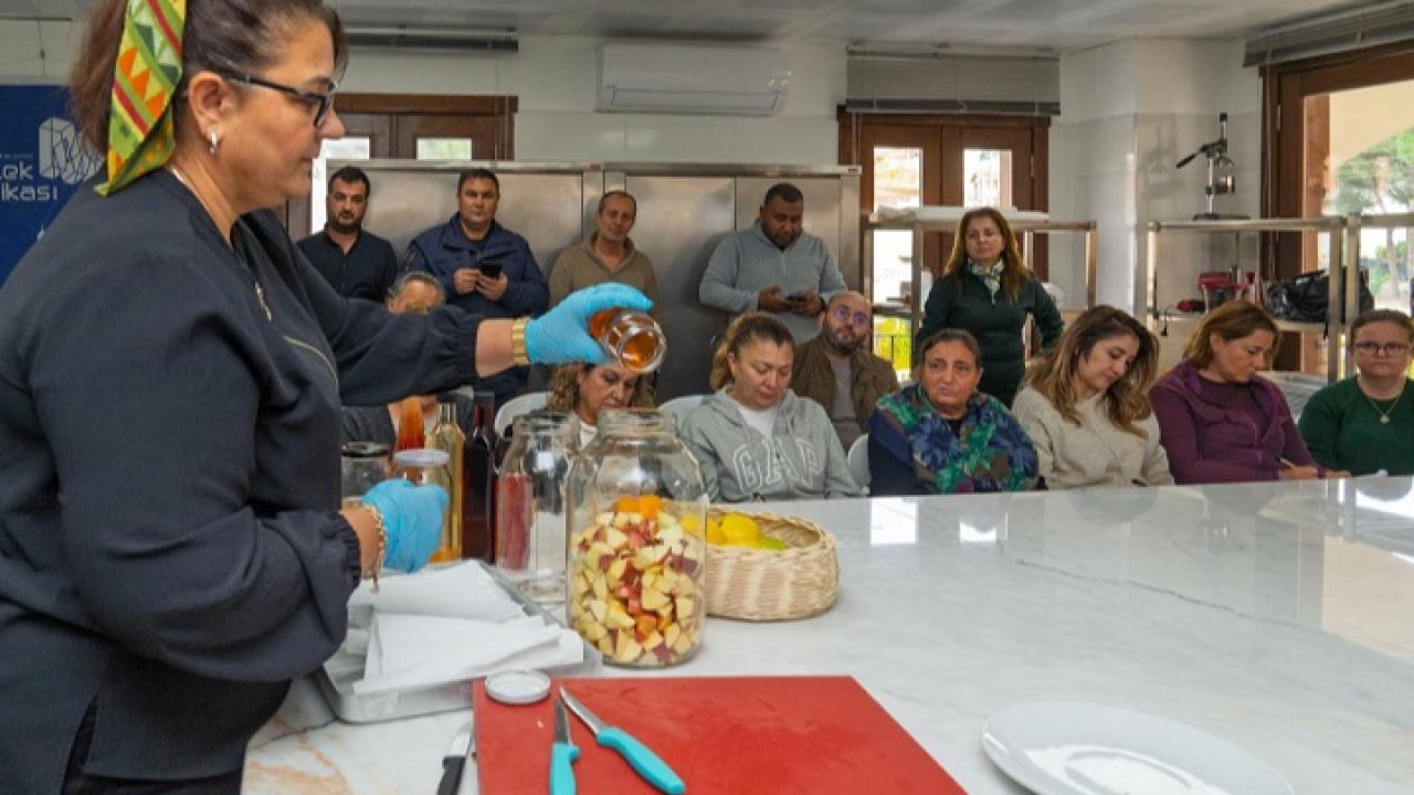 Meslek Fabrikası’nda Doğal Sirke Atölyesi