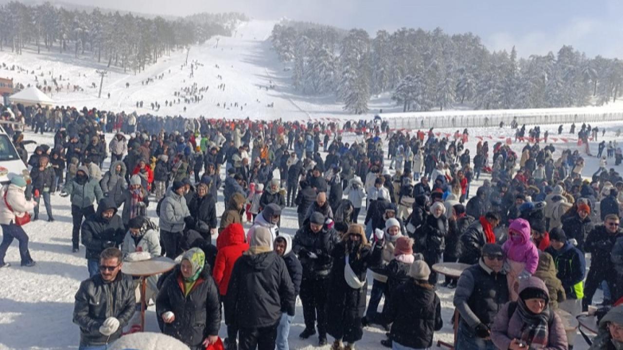 Murat Dağı’nda kış şöleni: Binlerce kişi festivalde buluştu