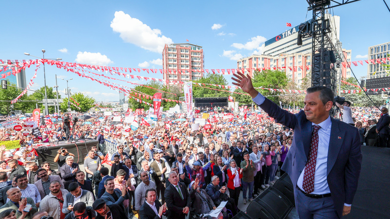 Özgür Özel’den Emekli İsyanı Mesajı
