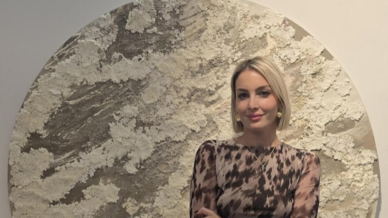 Rıza Çalımbay’ın Kızı Tuğçe Çalımbay Urla’da Sergi Açıyor