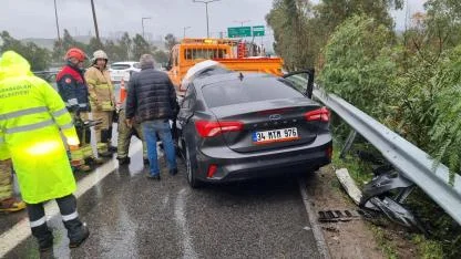 Uzundere’de Zincirleme Kazada Dakikalar Hayat Kurtardı