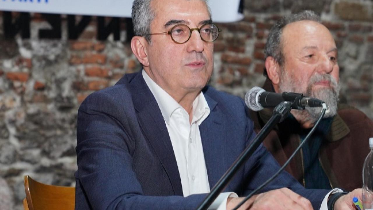 Ayvalık’ta “Yol Ayrımı” Buluşması